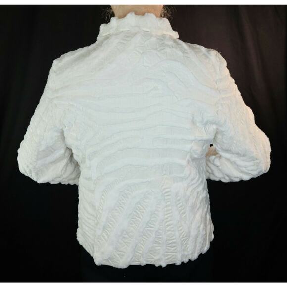 Beth Bowley 12 White Pattern Natural Fabric Faux Fur Jacket Coat Top NWT Unique - Picture 4 of 8